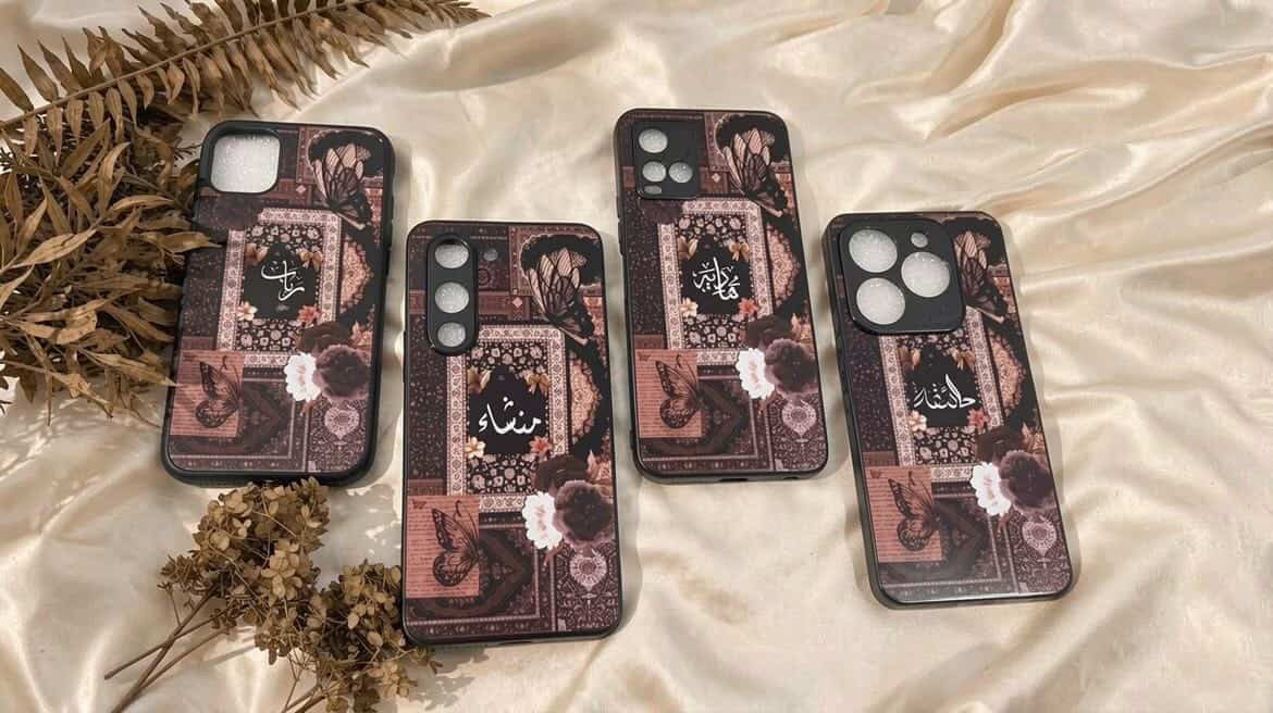 Customise phone case with customised charm
